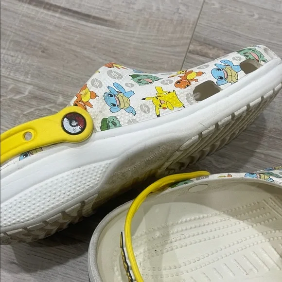 Crocs Classic Pokemon 2 unisex shoes women’s size 11 men’s size 9 - Picture 9 of 10